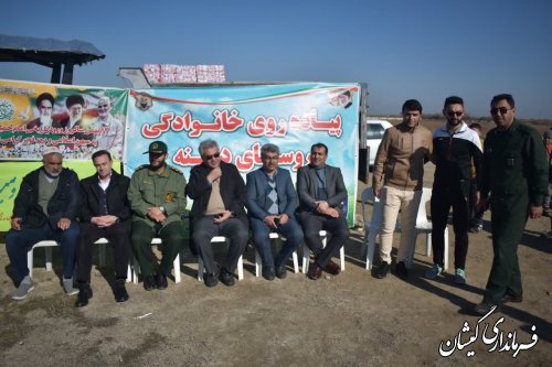 حضور فرماندار گمیشان در مراسم جشن دهه مبارک فجر روستا دهنه گمیشان