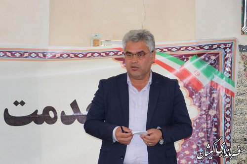 برگزاری میز خدمت در روستای قلمس شهرستان گمیشان