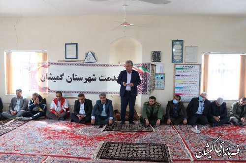 برگزاری میز خدمت در روستای قلمس شهرستان گمیشان