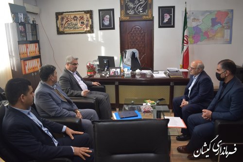 دیدار مدیر کل غله و خدمات بازرگانی استان با فرماندار گمیشان