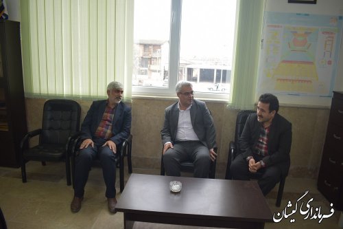 فرماندار گمیشان از کمیته امداد امام خمینی(ره) شهرستان بازدید کرد.