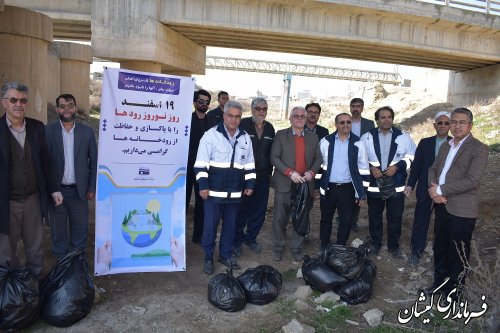 پاکسازی مجاری آبی شهرستان گمیشان
