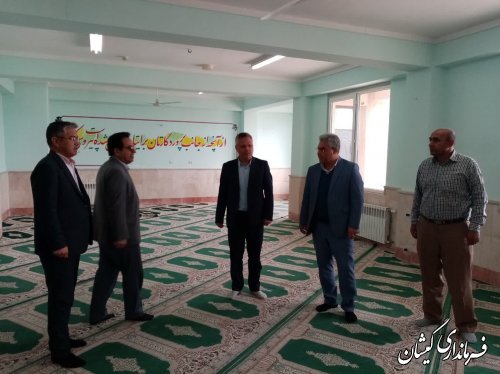 بازدید فرماندار گمیشان از مراکز اقامتی شهرستان