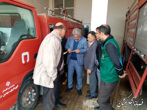 بازدیدفرماندار گمیشان از شهرداری و آتش نشانی سیمین شهر