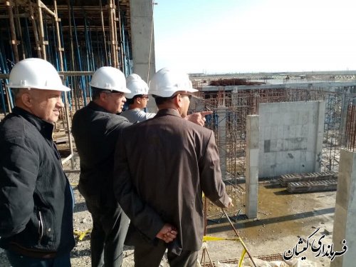 بازدید فرماندار گمیشان از پروژه بیمارستان 64 تختخوابی گمیشان
