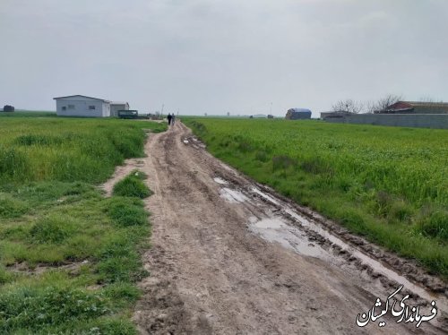 بازدید فرماندار گمیشان از ساکنین حاشیه روستای قرنجیک خواجه خان 